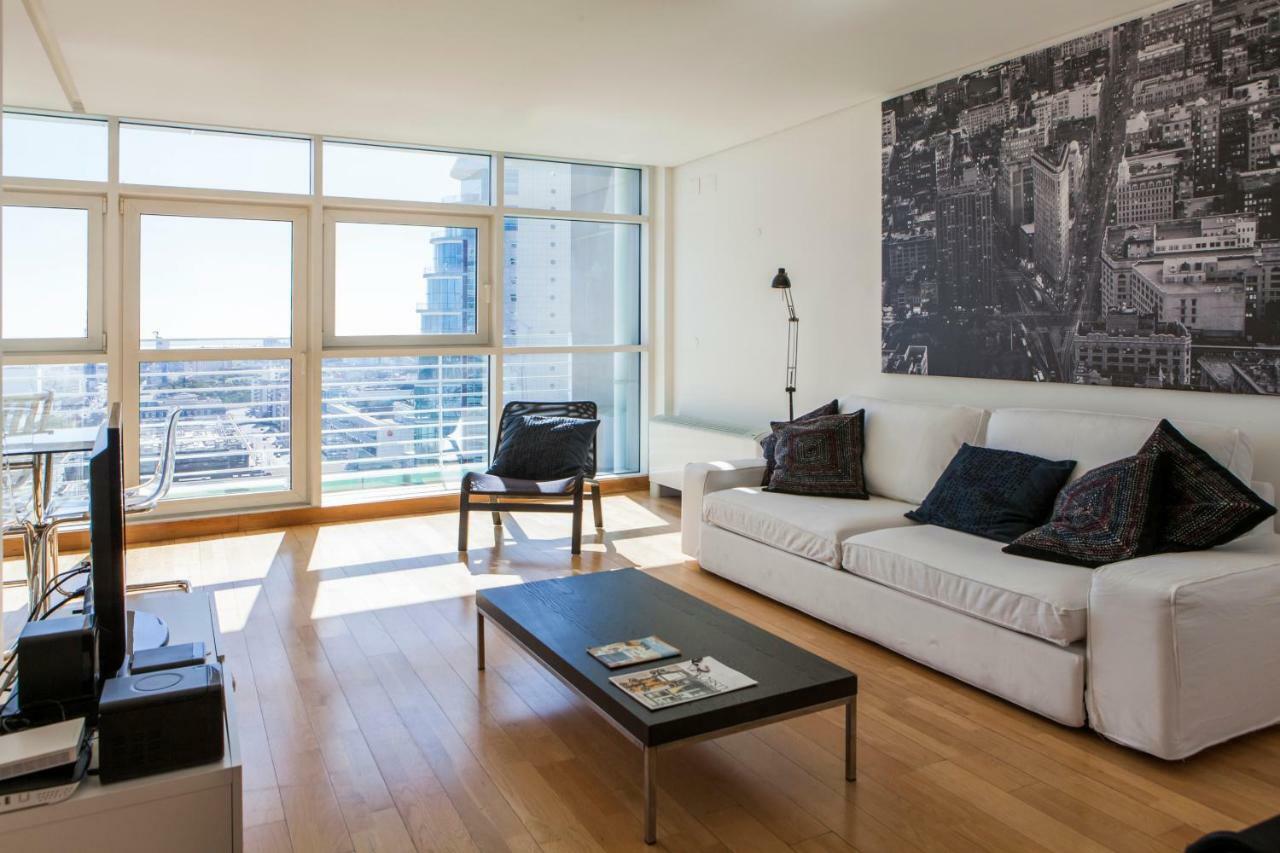 Apartamento Rent4rest Parque Nacoes 17th Floor River View *