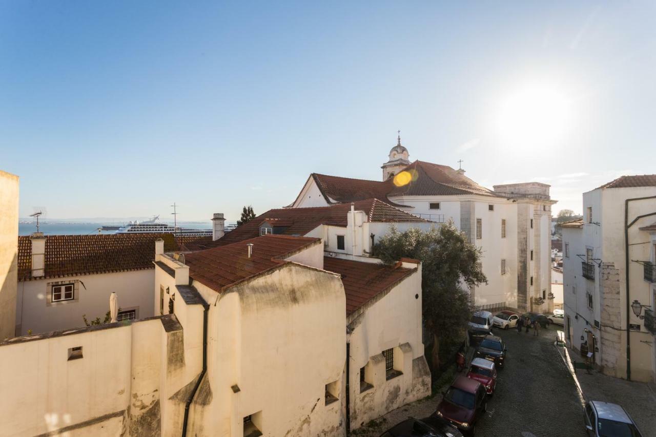 Alfama Cozy Two-bedroom W/ River View - By Lu Holidays * Lisboa