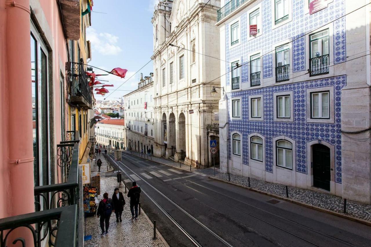 Calcada Do Combro Lisboa