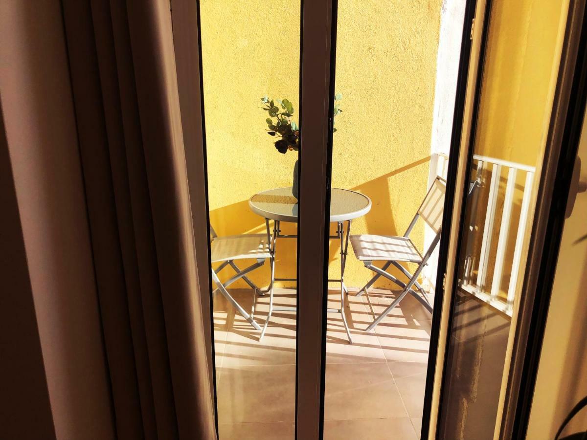 20 1 - With Terrace Apartamento *