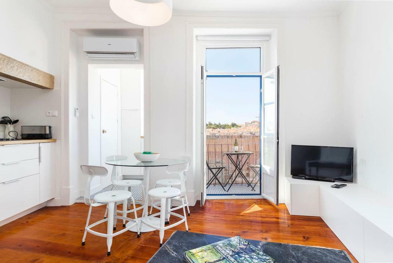 With Great Views And Aircon Apartamento *