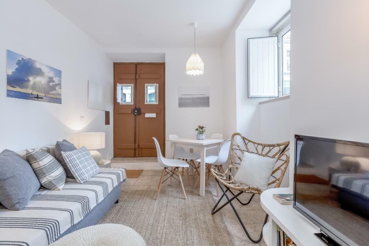 Renovated Typical Baixa Apartment, By Timecooler Apartamento *