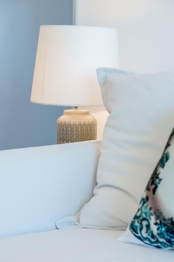 Apartamento Renovated Sunny With Amazing Sunset Balcony , By Timecooler *