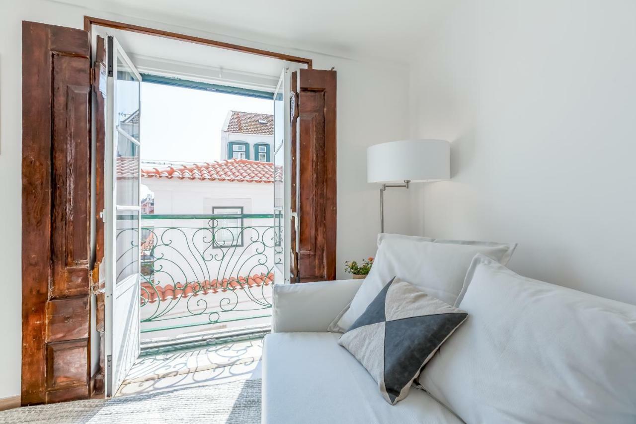 Light Filled Typical At Alfama, By Timecooler Apartamento Lisboa