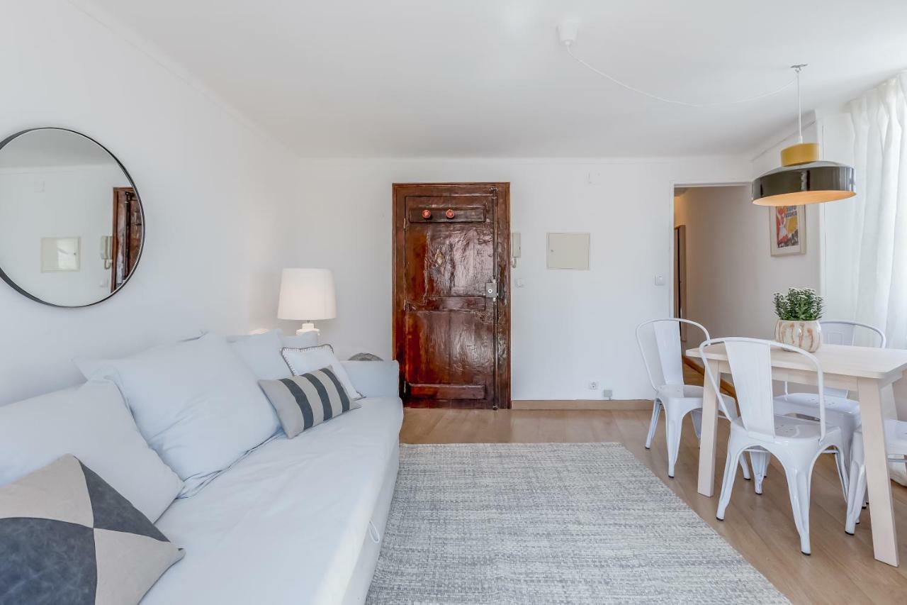 Light Filled Typical At Alfama, By Timecooler Apartamento