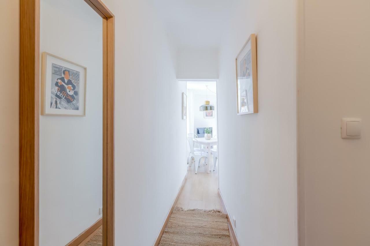 Light Filled Typical At Alfama, By Timecooler Apartamento