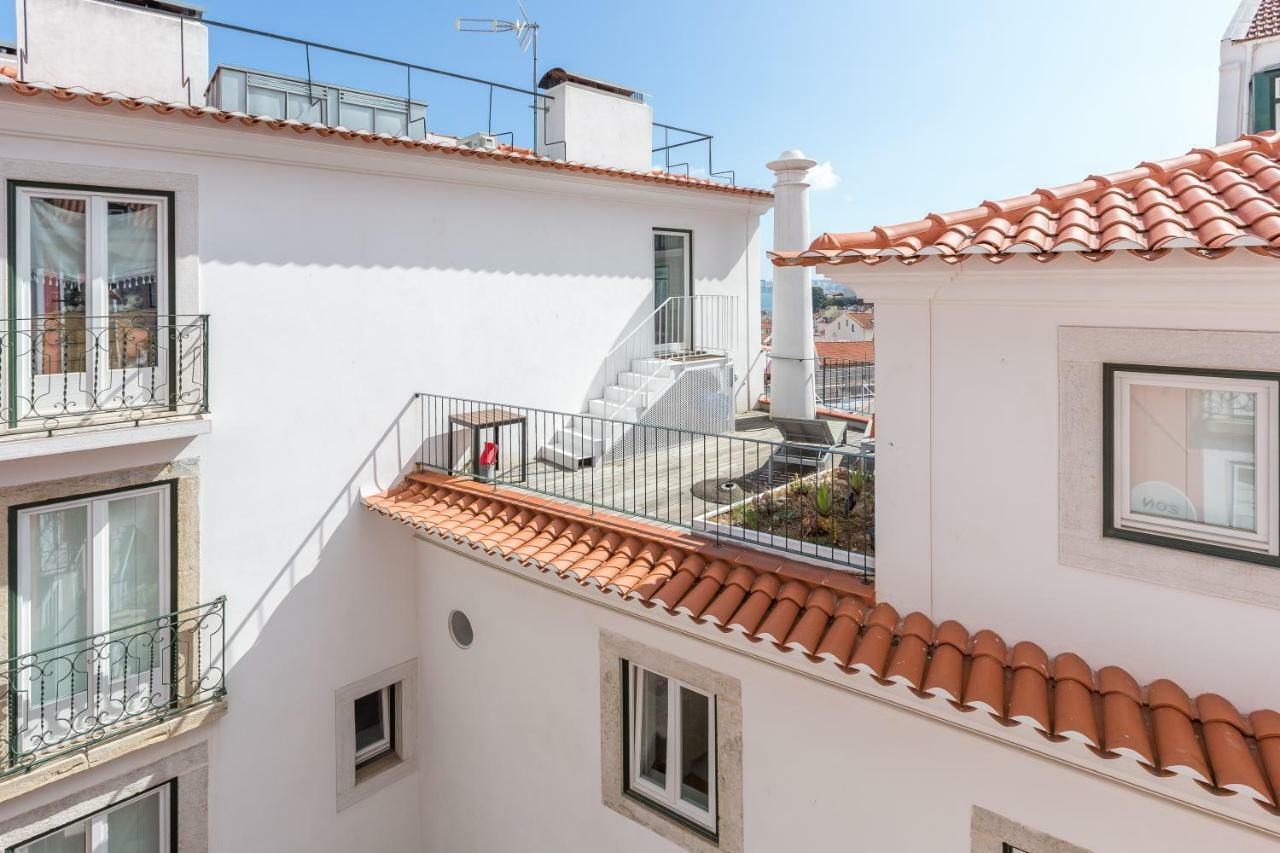Apartamento Light Filled Typical At Alfama, By Timecooler *