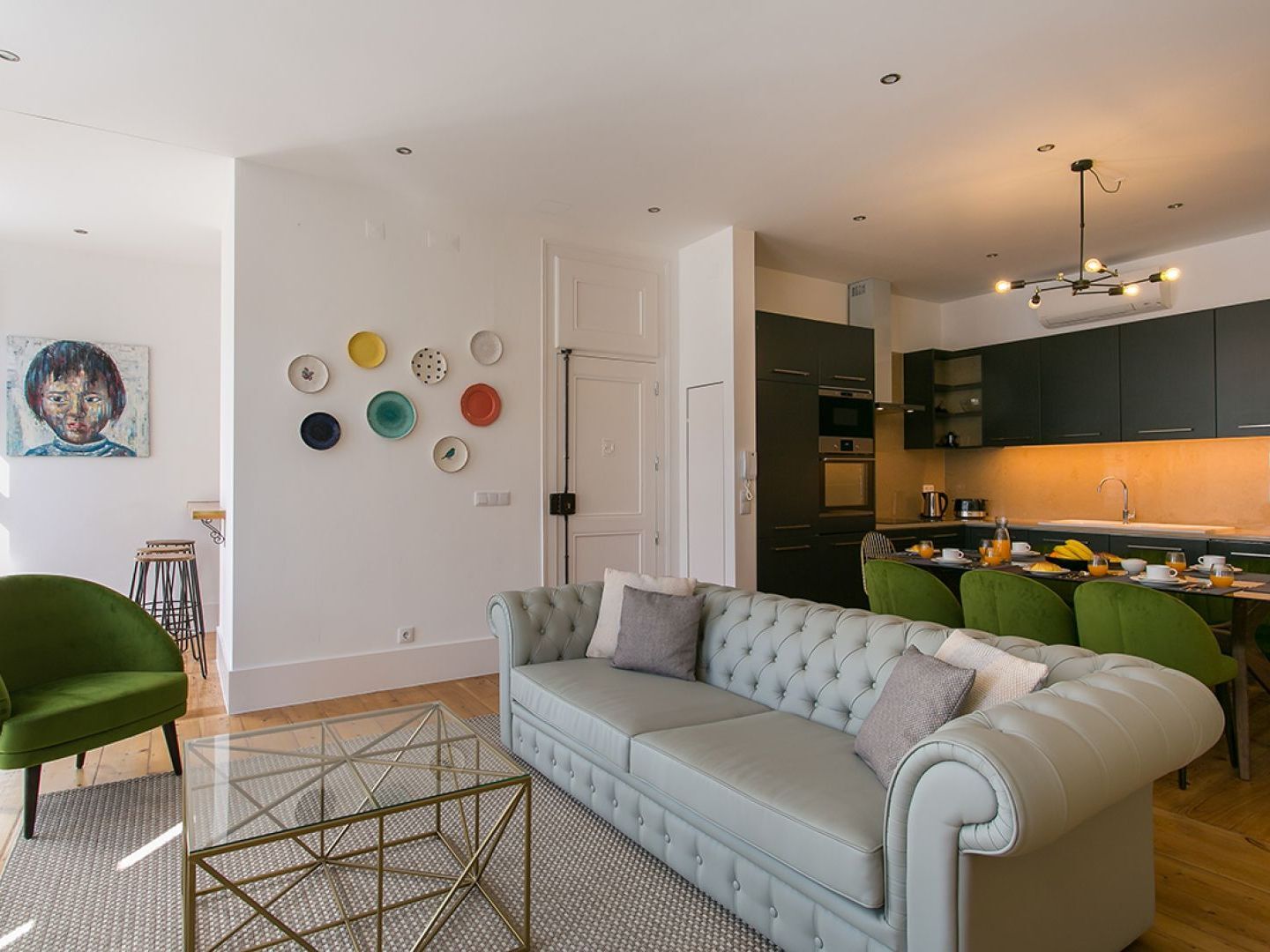 Joivy Gorgeous 3br With Balcony Nearby Time Out Market * Lisboa