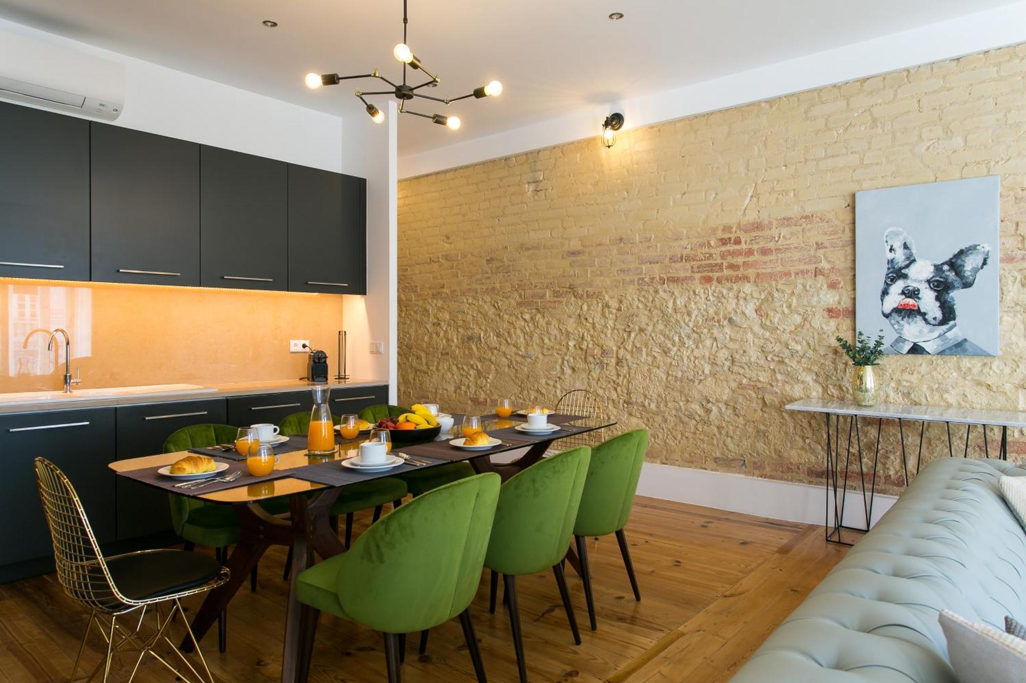 Apartamento Joivy Gorgeous 3br With Balcony Nearby Time Out Market