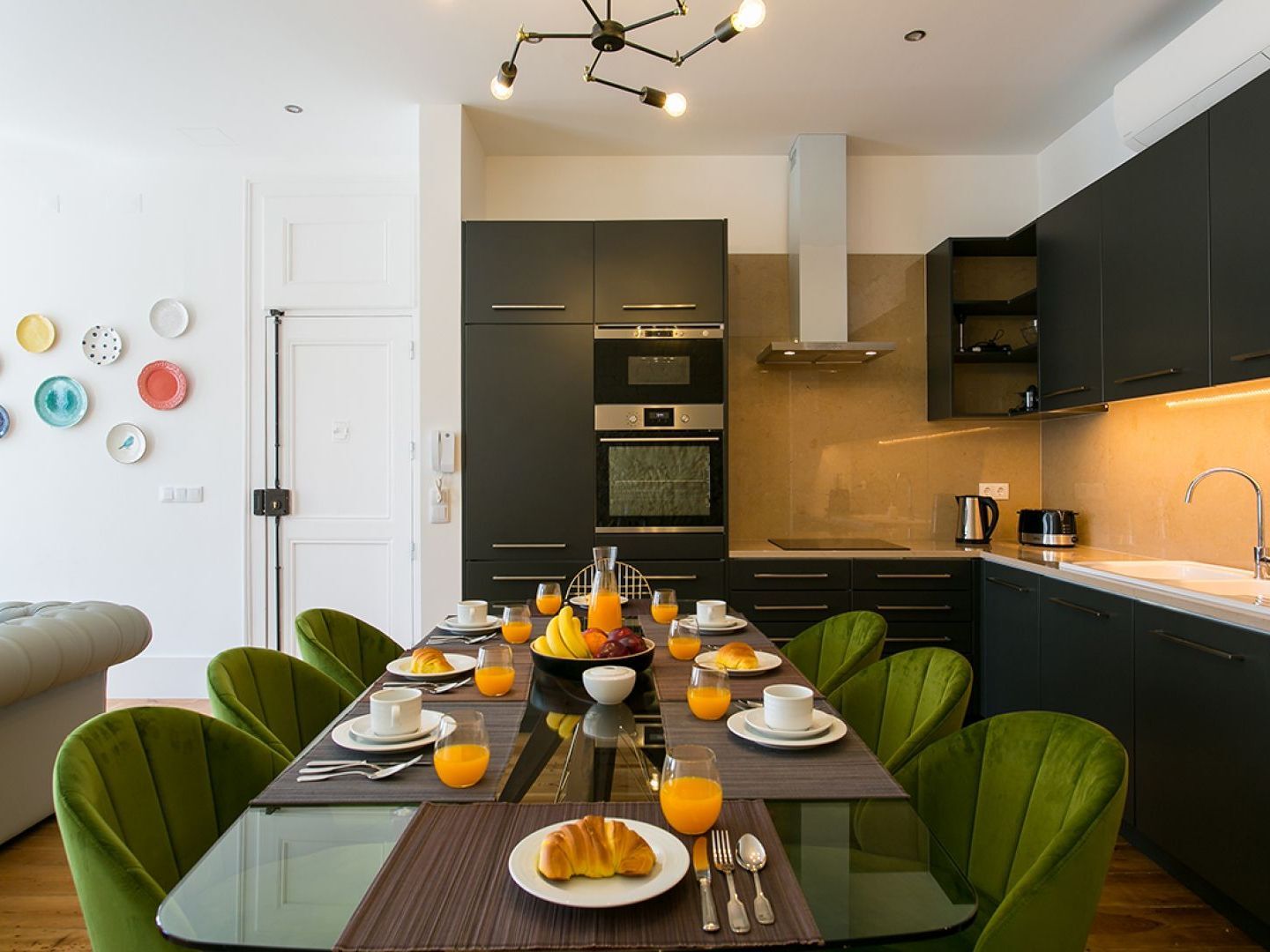 Apartamento Joivy Gorgeous 3br With Balcony Nearby Time Out Market Lisboa