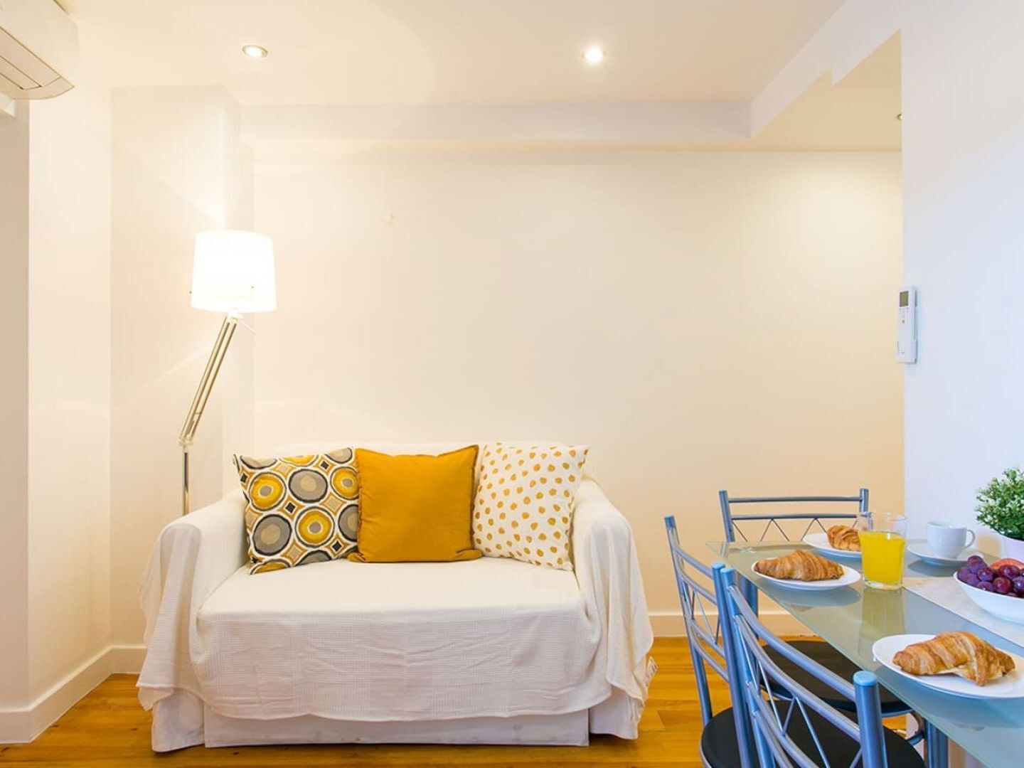 Apartamento Joivy Cosy 1-bed Flat With Balcony In Alfama, Moments From The Port *