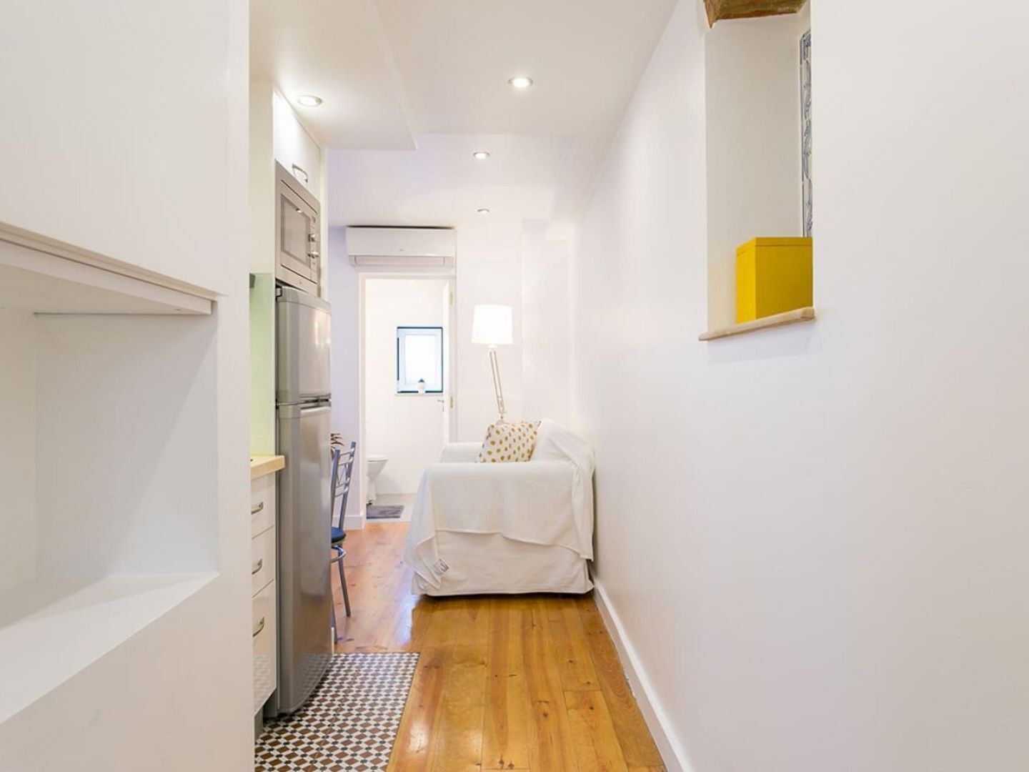 Joivy Cosy 1-bed Flat With Balcony In Alfama, Moments From The Port Lisboa