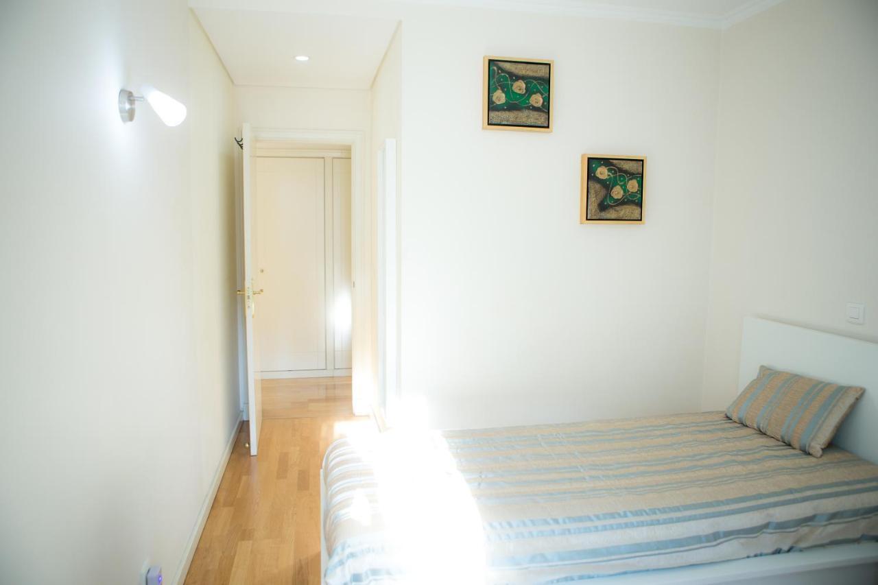 Ideal 2 * Lisboa