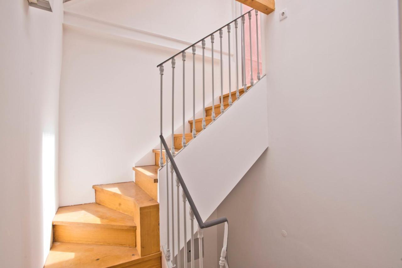 Bmyguest - Bica River View Apartamento