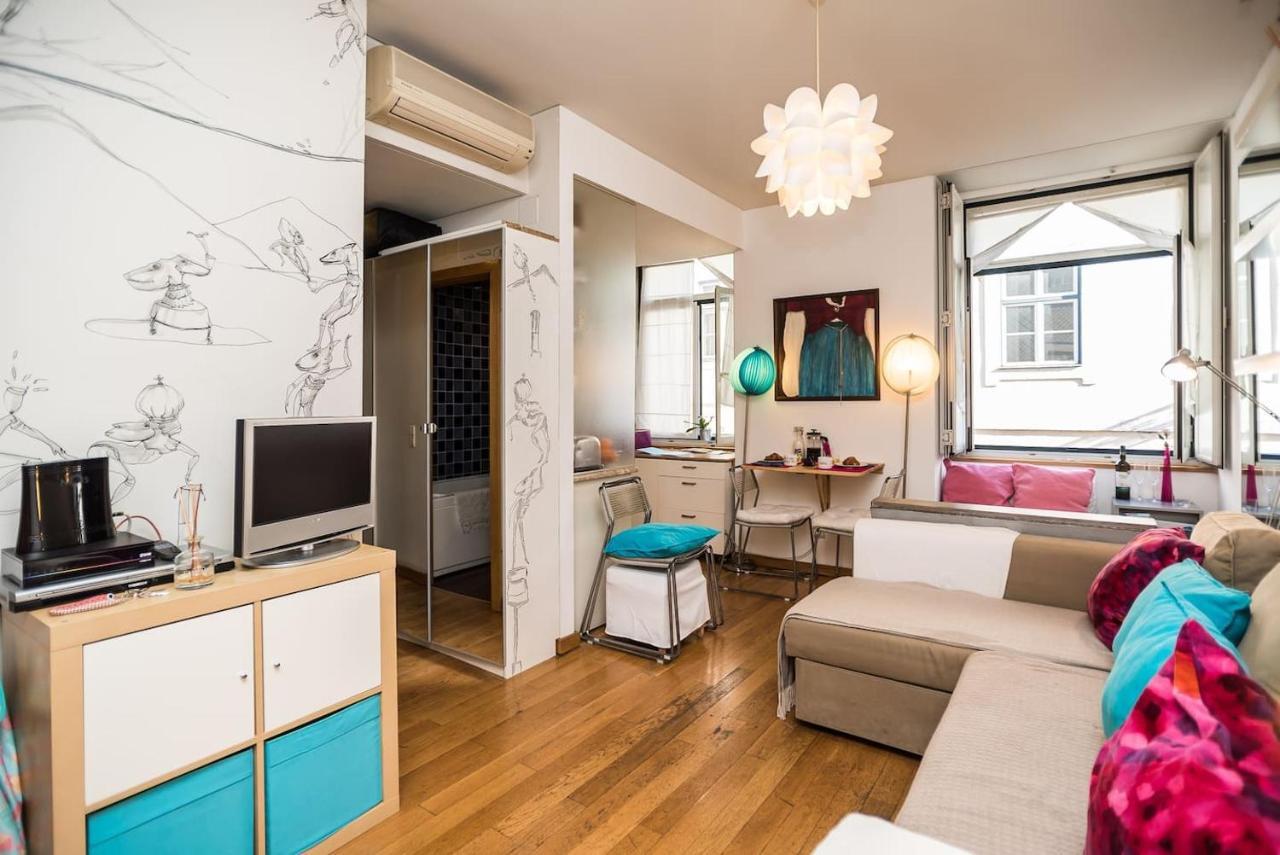Apartamento No Coracao Do Chiado, Rua Garrett Lisboa