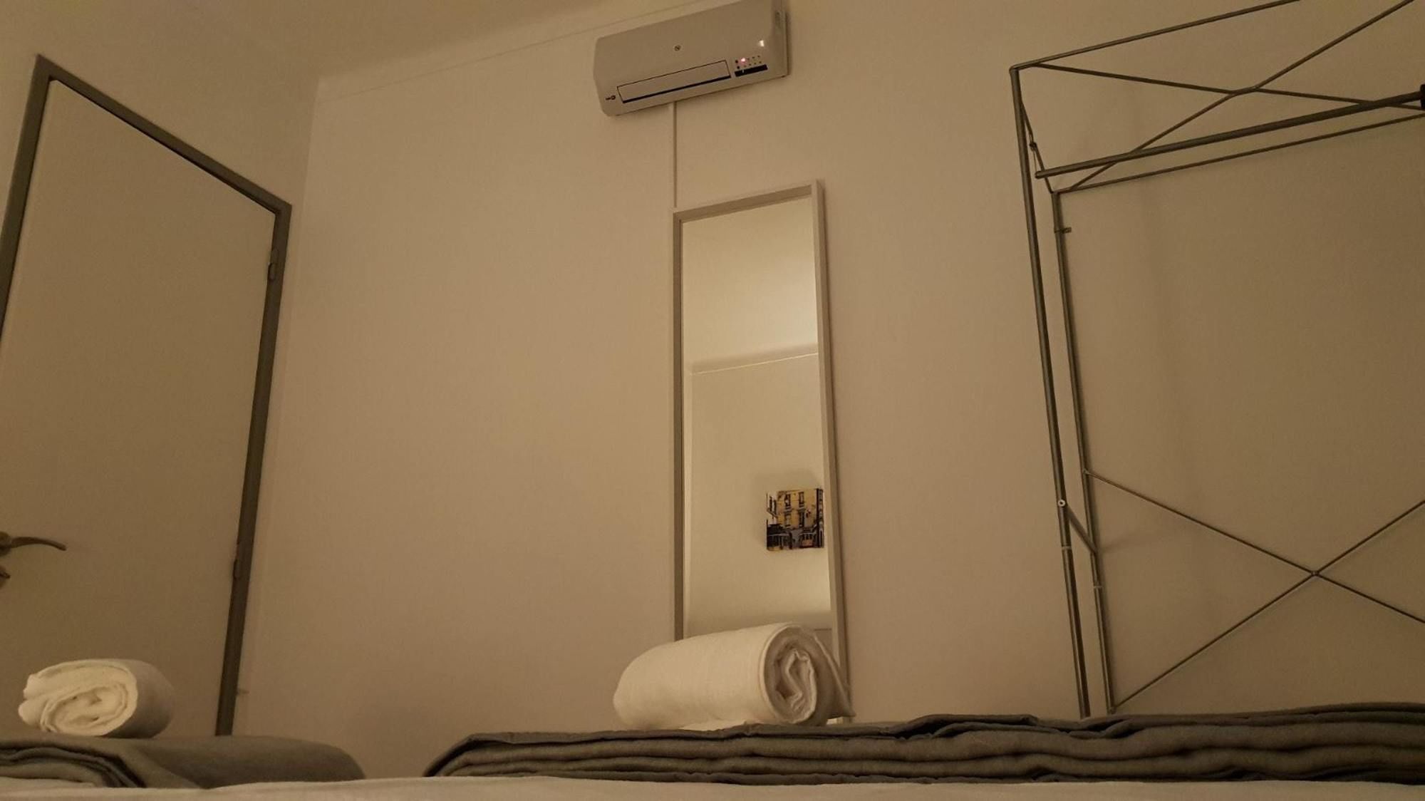 With 3 Bedrooms In Lisboa, With Wifi - 23 Km From The Apartamento *