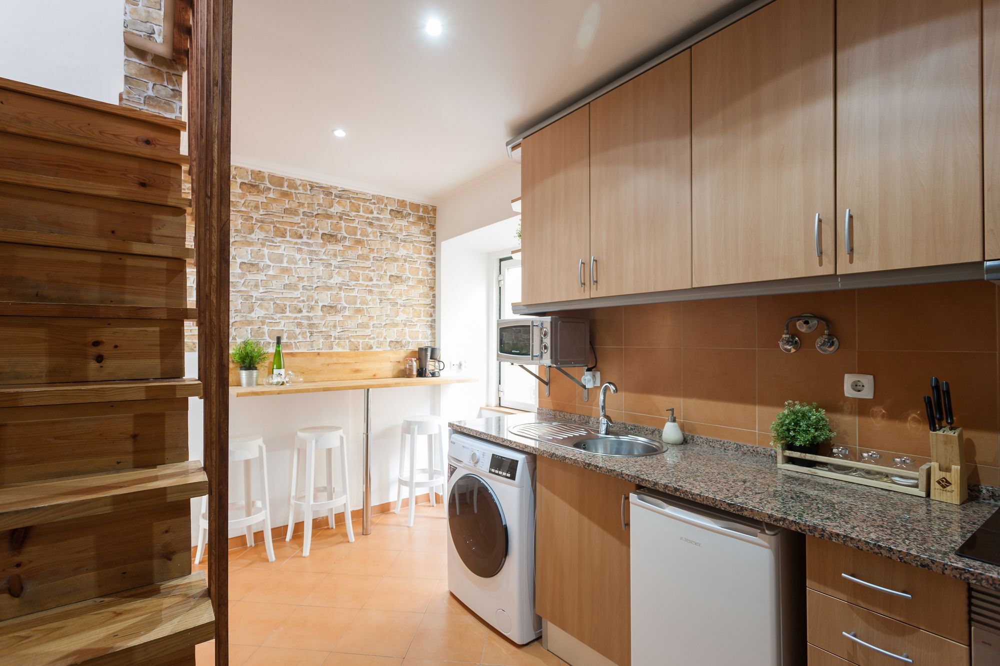 Liberty Duplex I By Lu Lisboa
