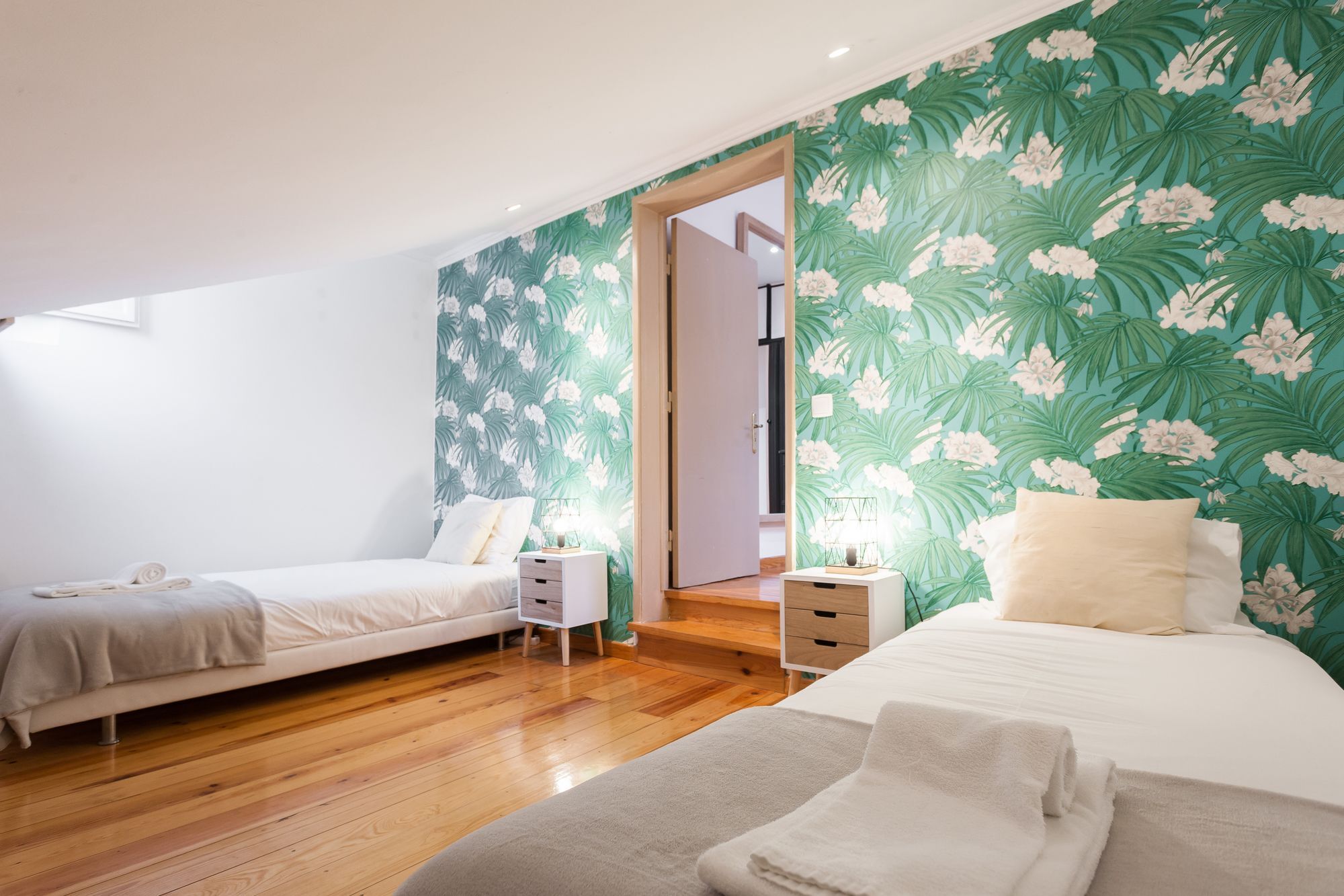 Liberty Duplex I By Lu