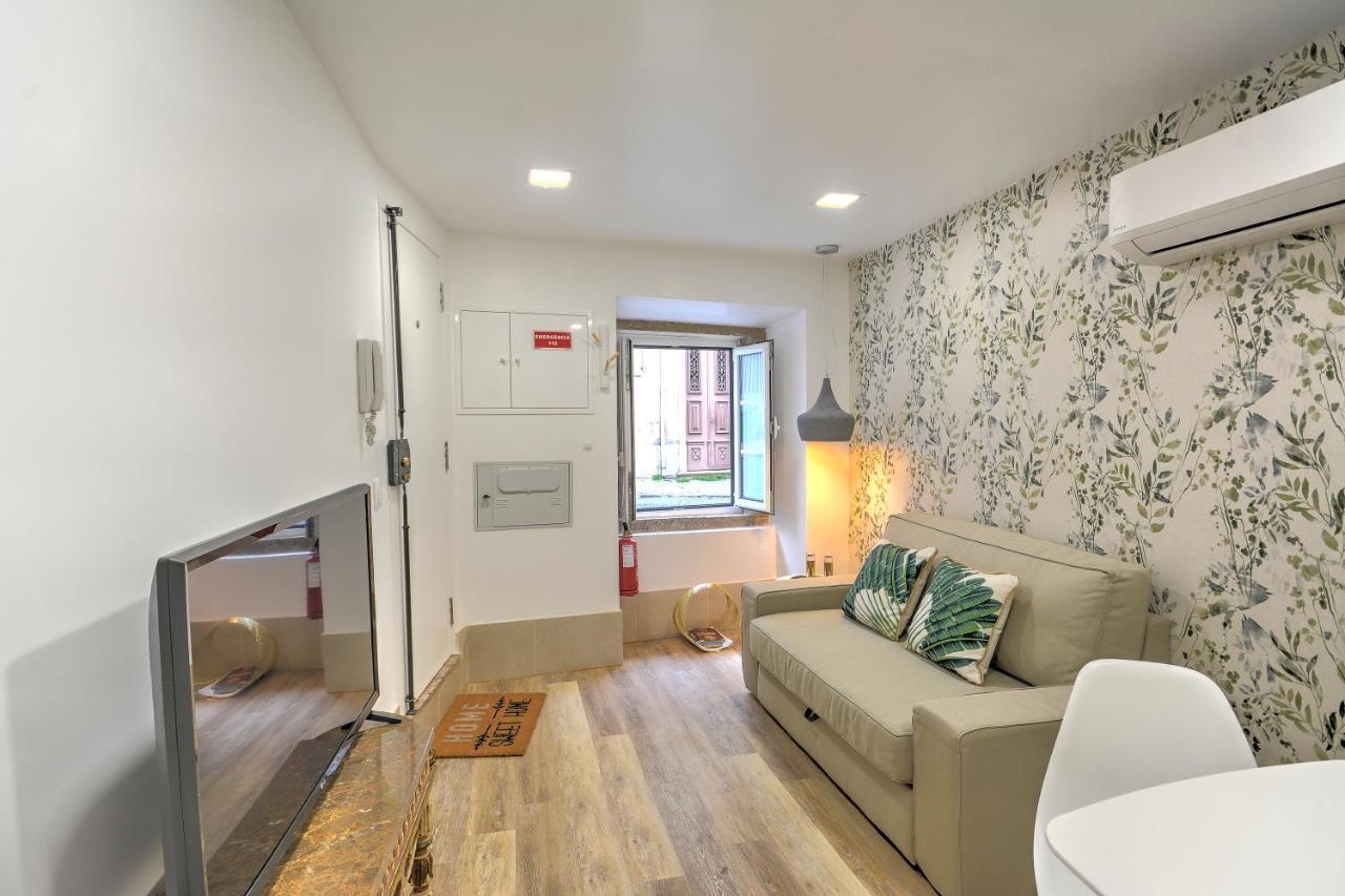 Traditional With A Terrace, Ac And Fast Internet Lisbon