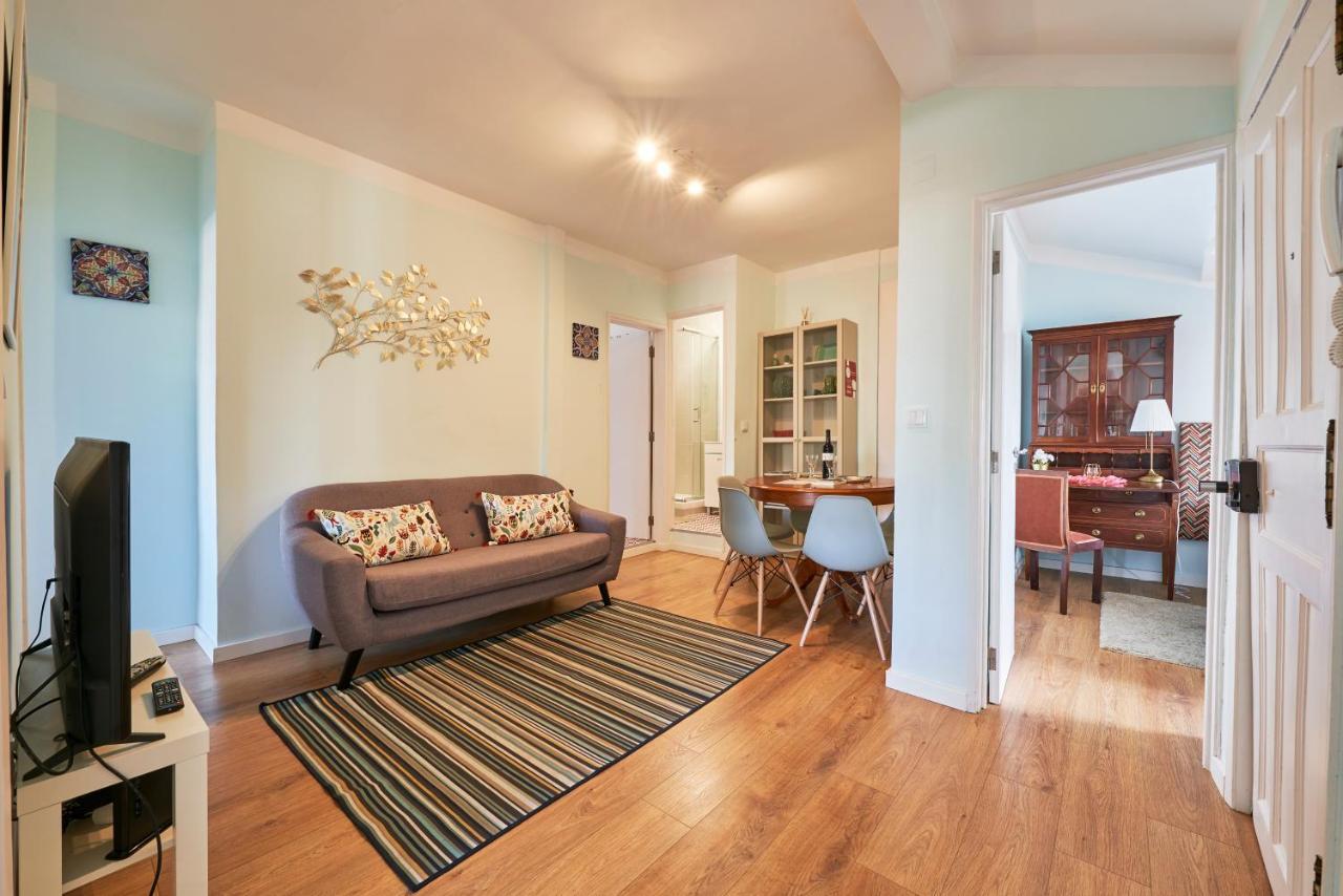 Apartment 360º Rooftop And River View Lisbon