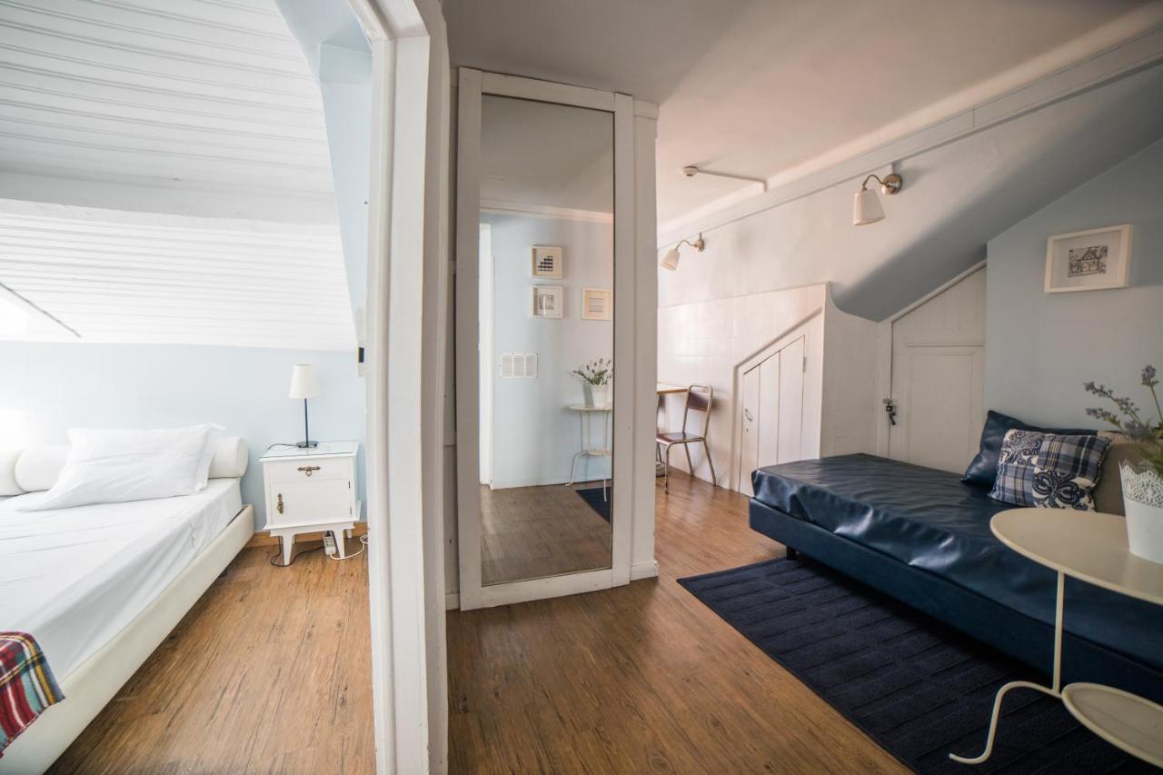 Goodmorning Solo Traveller Hostel * Lisbon