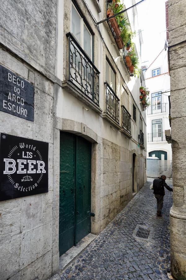 Alfama Historical 3 Bedroom Duplex