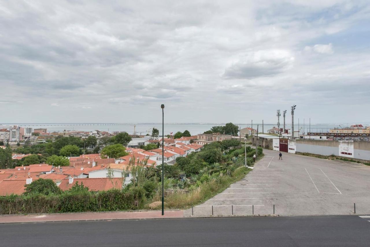 Lovely 3 Bedroom For The Perfect In *