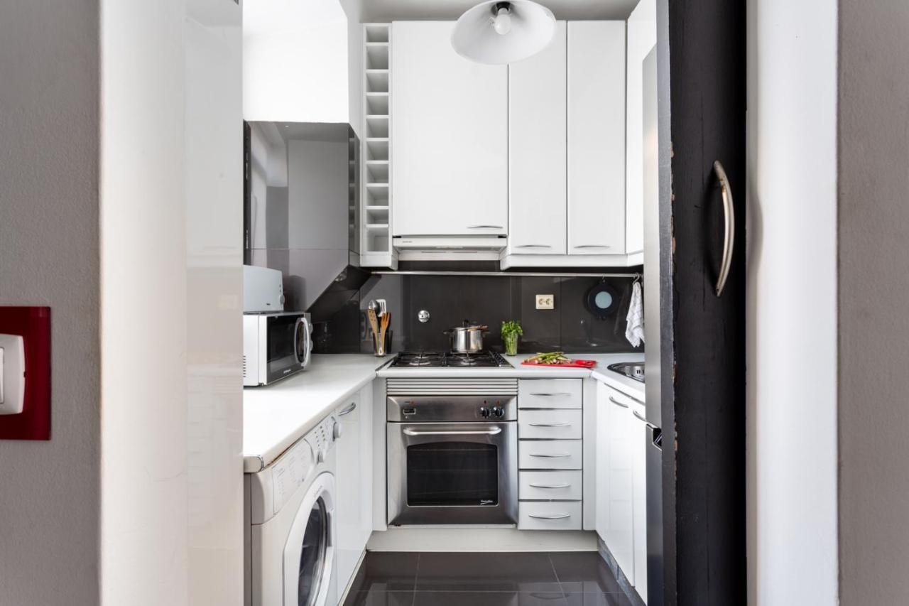 Joivy Bold And Colourful 1-bed Flat At The Heart Of Chiado, Nearby Carmo Convent