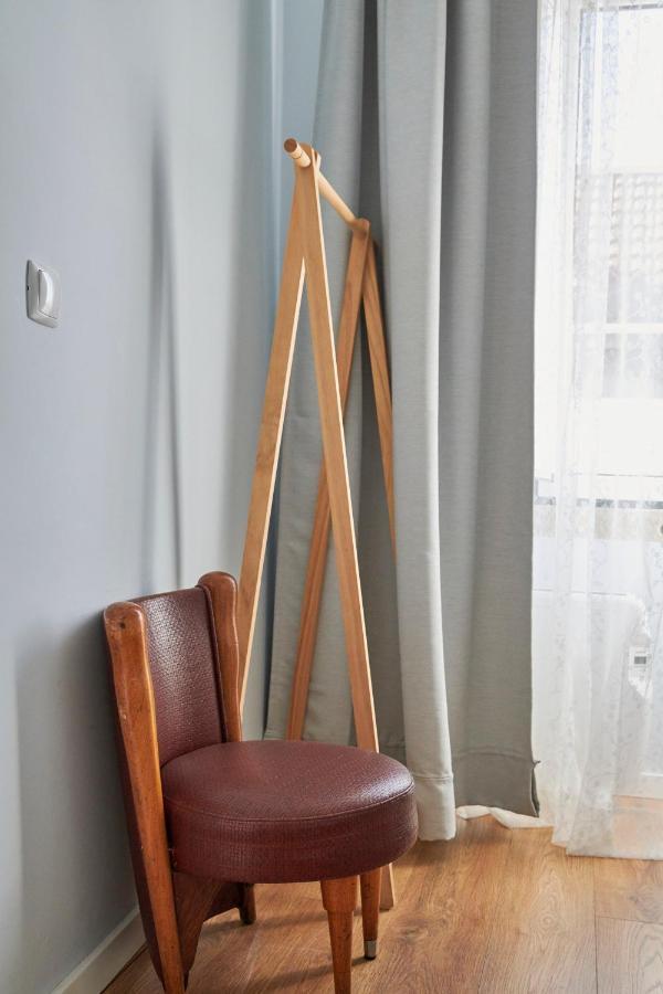 Elegant Riverview In Historical Apartamento