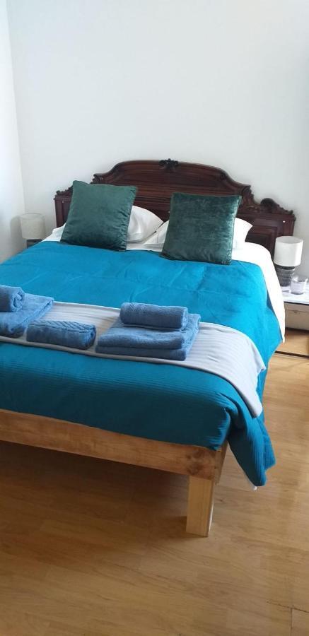 Hostal Casa Vale Ecotainer Lisboa