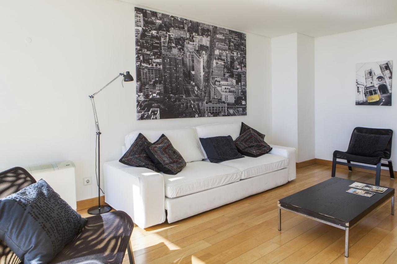 Rent4rest Parque Nacoes 17th Floor River View Lisboa