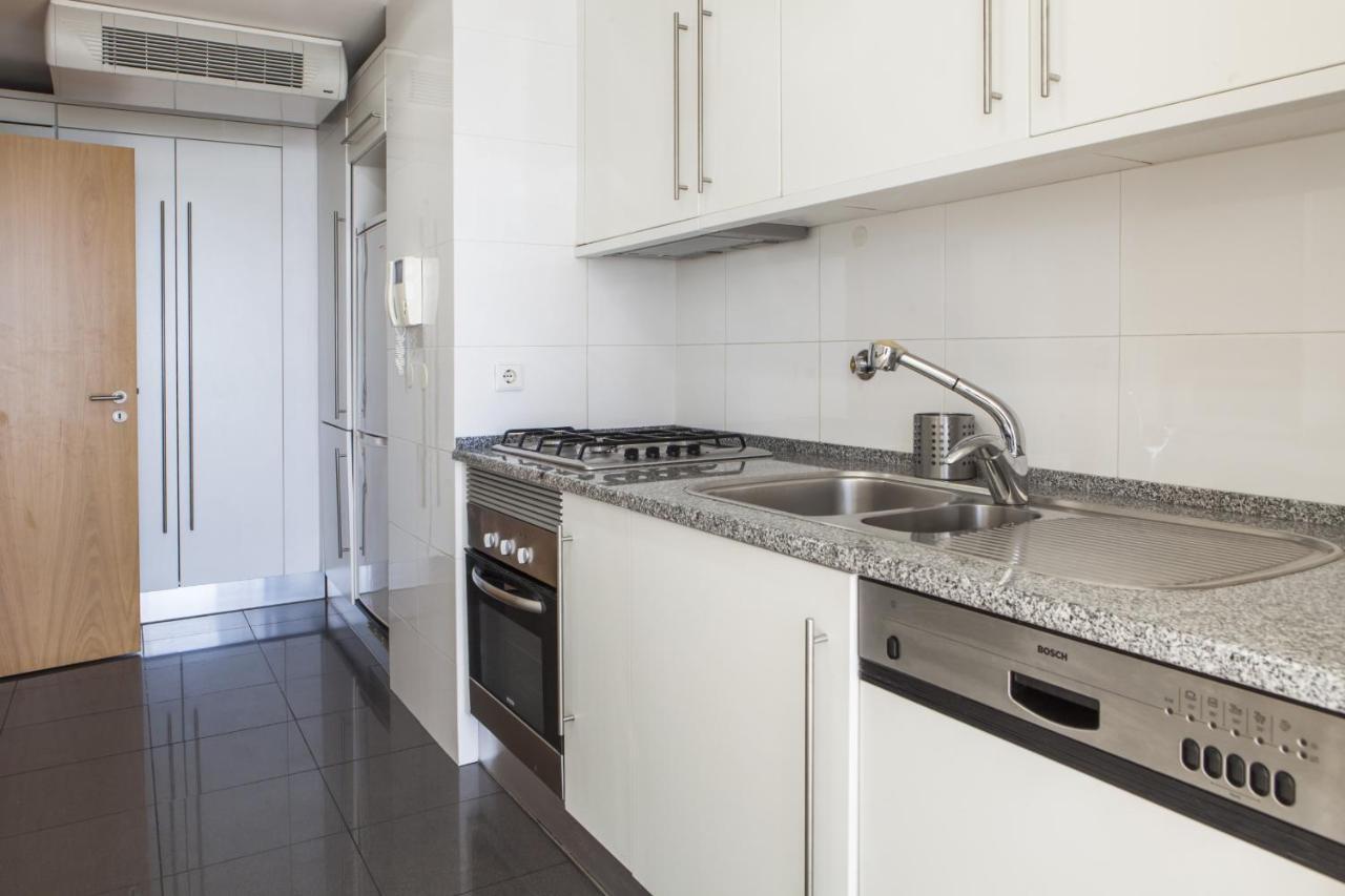 Rent4rest Parque Nacoes 17th Floor River View Apartamento Lisboa
