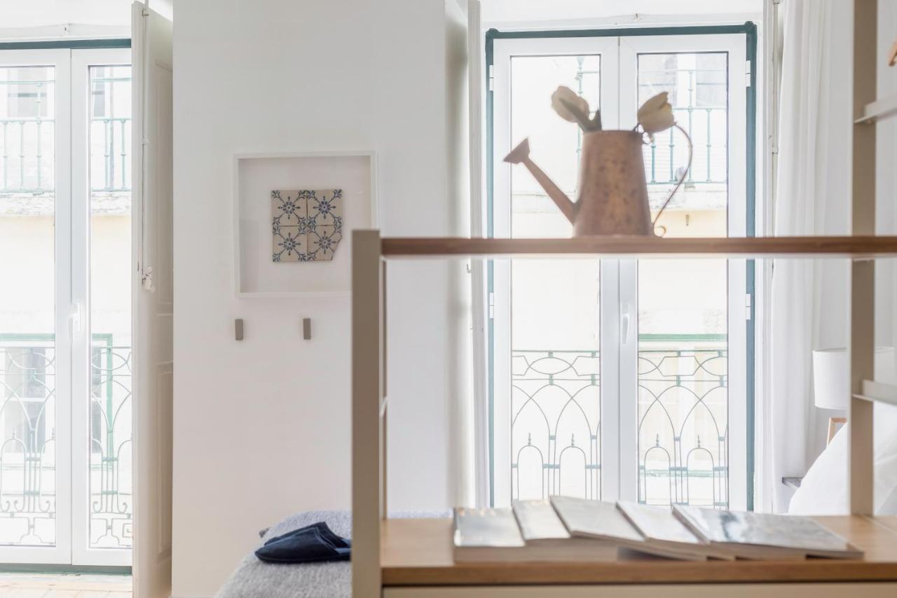 Apartamento Bairro Alto Bronze Of Art *