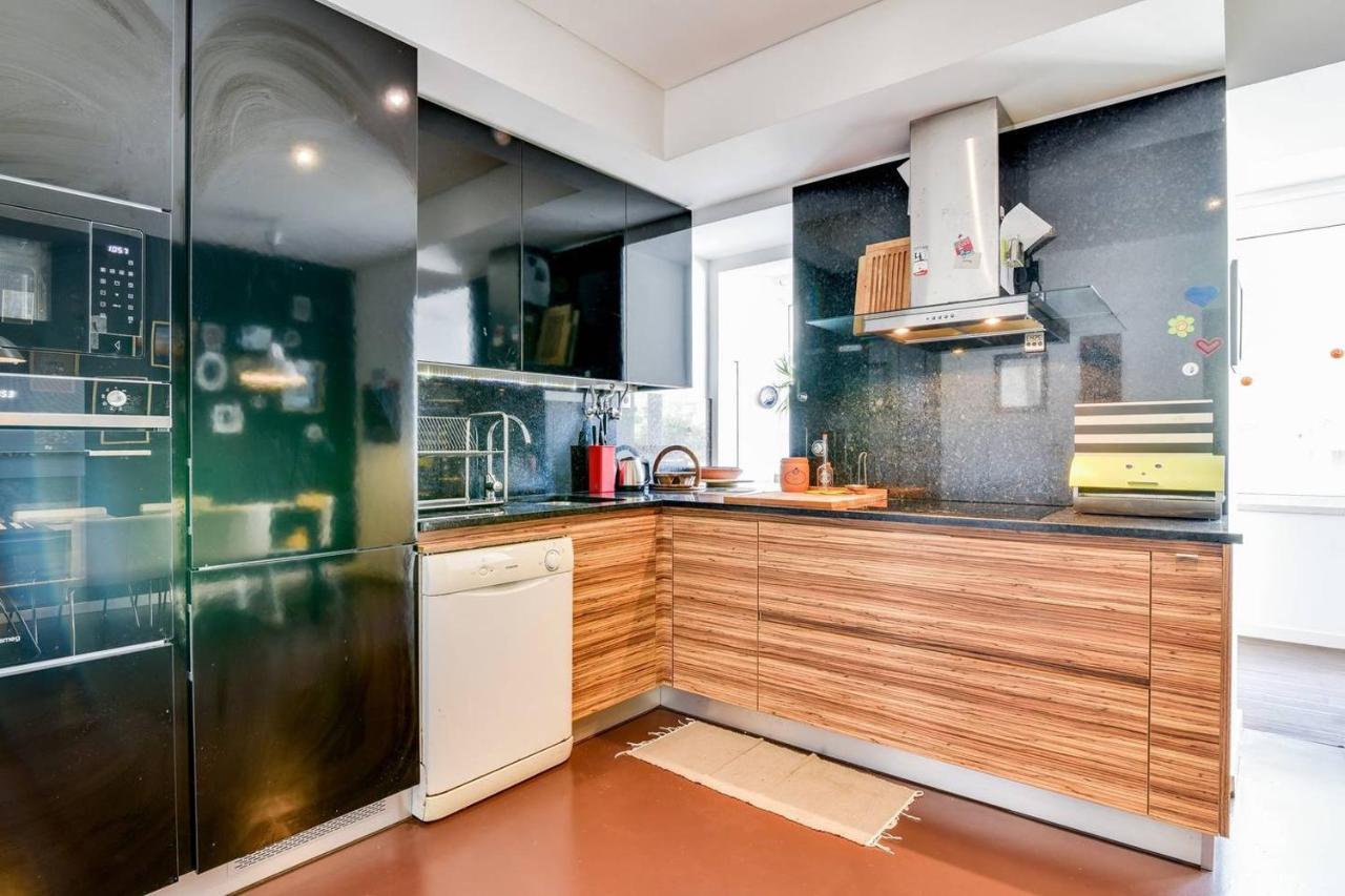 Charming 2 Bedroom At Restelo * Lisboa
