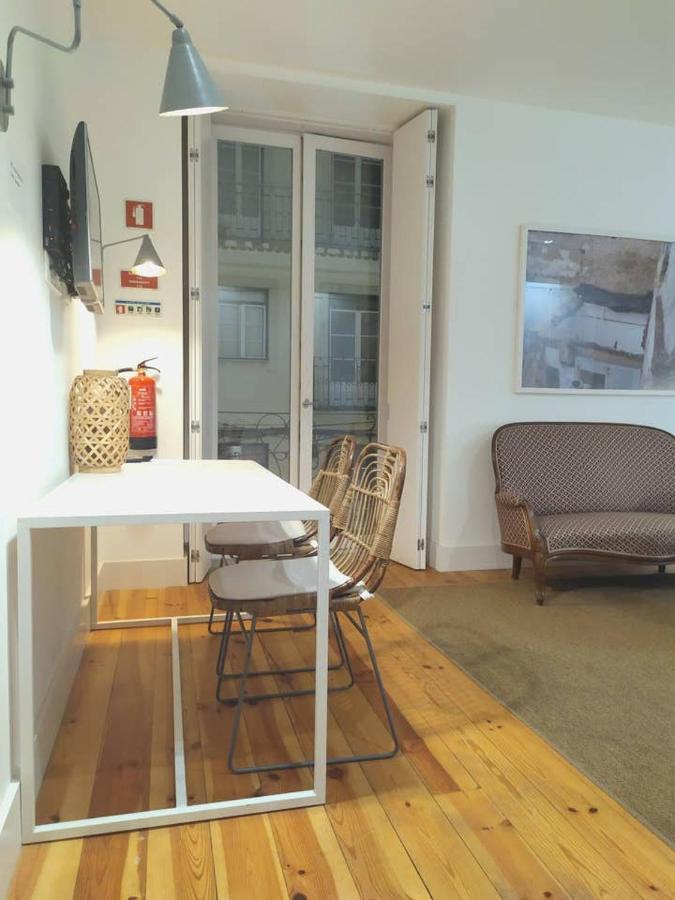 Combro 77 Charming By Get Your Apartment *