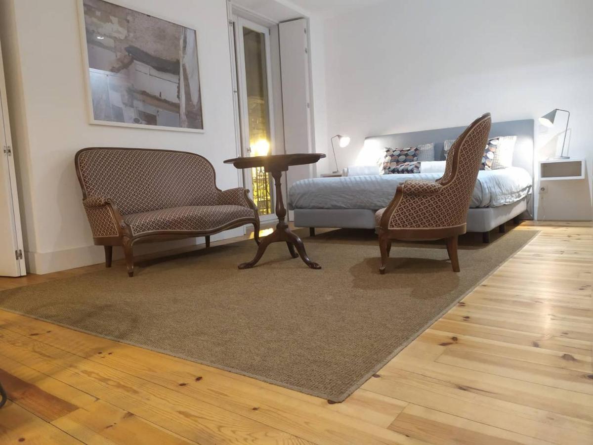 Combro 77 Charming By Get Your Apartment *