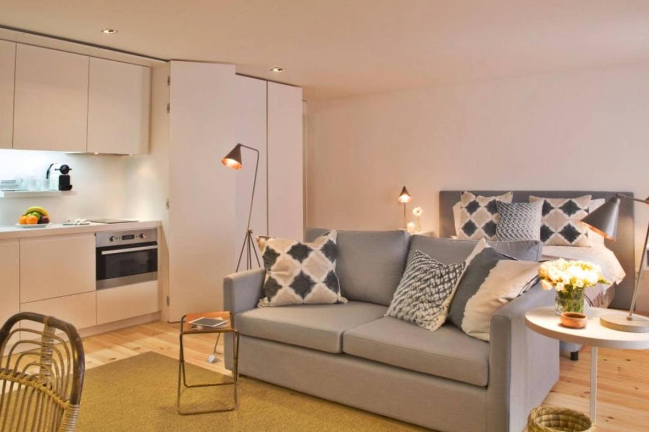Combro 77 Charming By Get Your Apartment