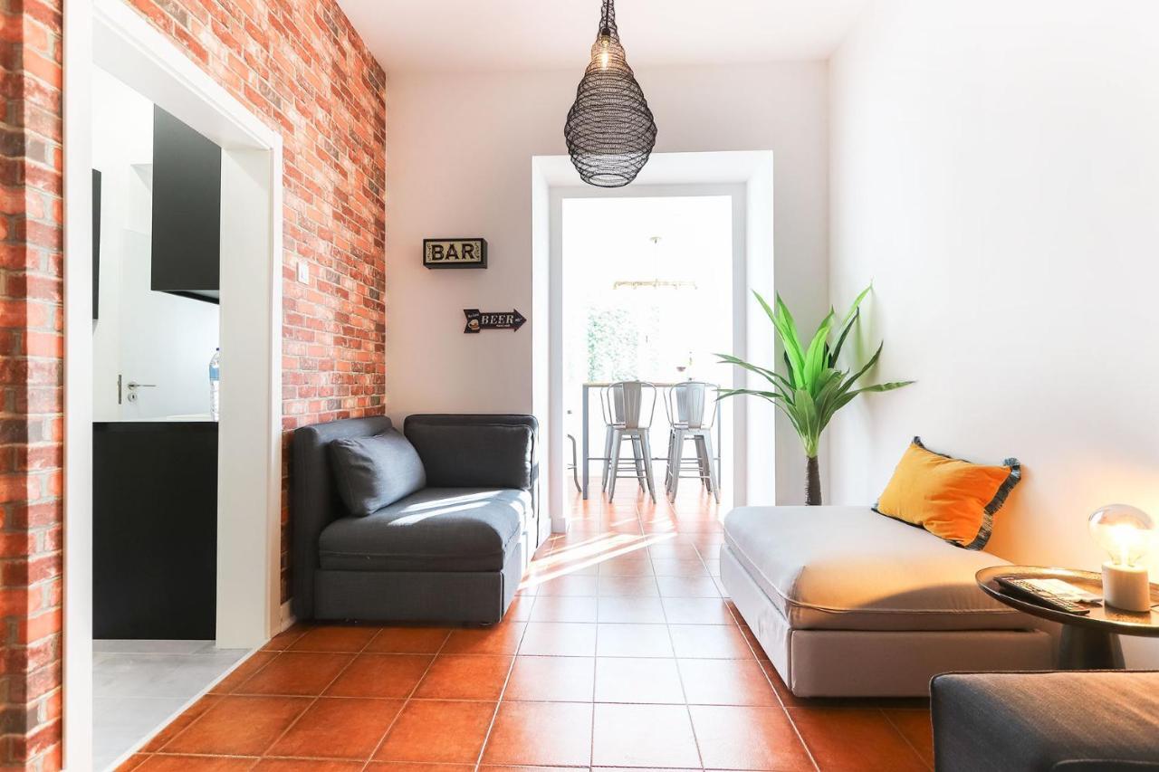 Rato Design With Terrace By Homing Lisbon
