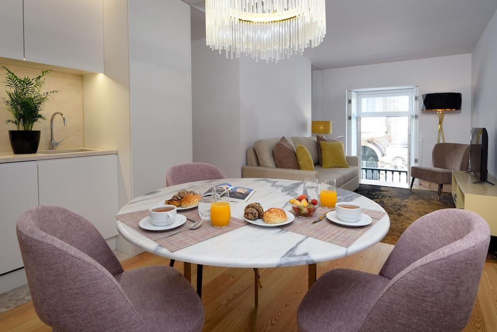 Ouro Grand By Level Residences 4*