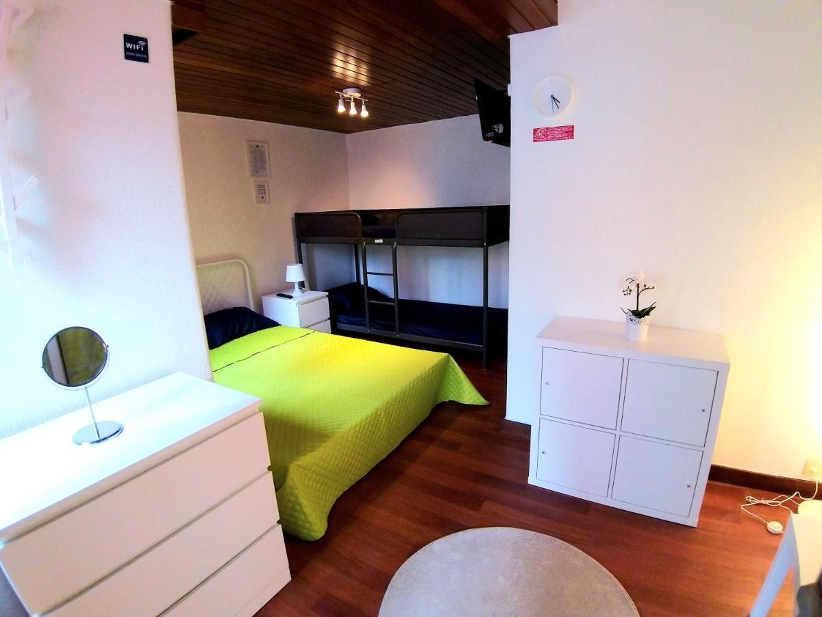 Theorynomad Al Hostal *