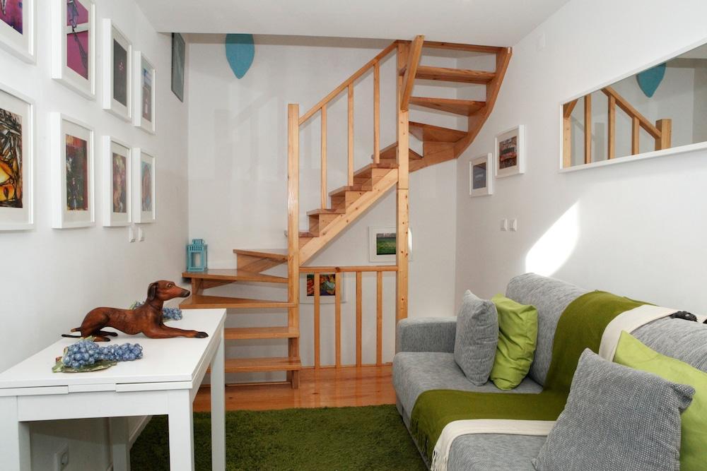 Alfama Yellow House Apartamento