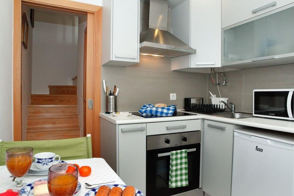 Apartamento Alfama Yellow House *