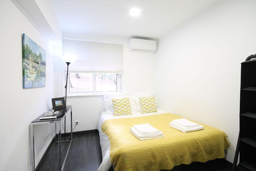 01 Nice Flat By Olivais *
