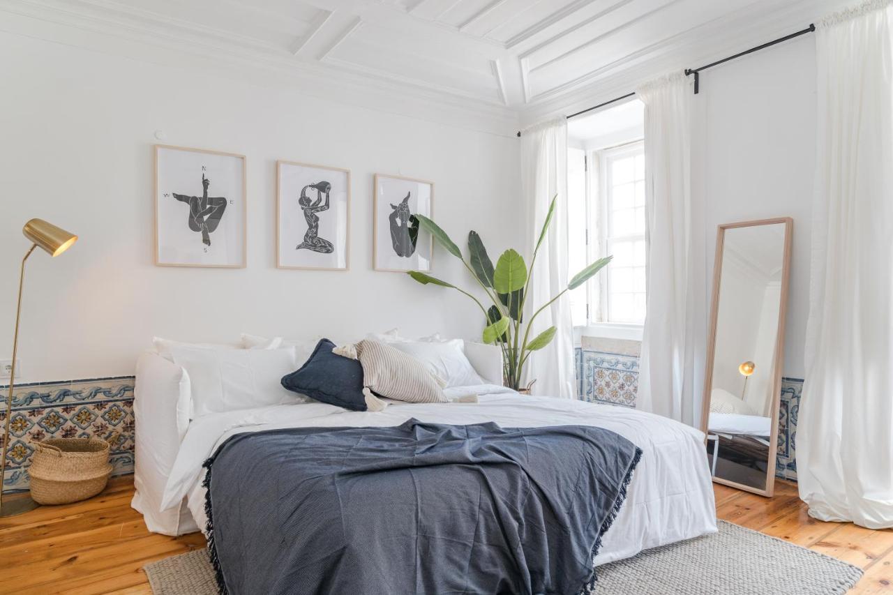 Casa Boma - Typical And Spacious - Lapa Ii Lisbon