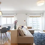 Central Orient Residence - Modern, spacious&sunny! By the river!