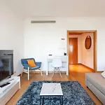Central Orient Residence - Modern, spacious&sunny! By the river!