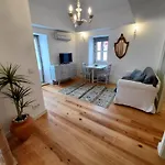 Lisbon Castle Apartment
