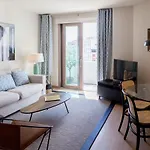 FLH Marquês Comfy Apartment