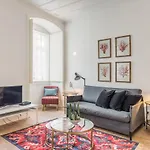Chic Tailor Made Flat In Chiado