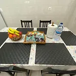 Manjericos House